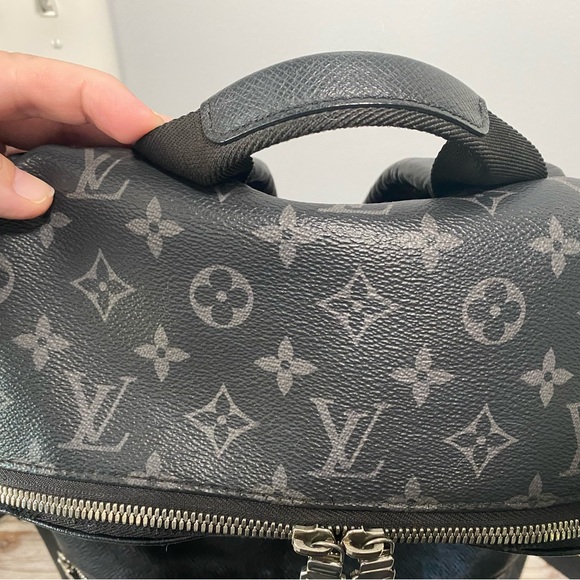 Louis Vuitton Monogram Eclipse Discovery Backpack - Picture 4 of 11